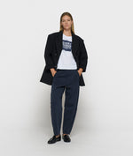 Lade das Bild in den Galerie-Viewer, petite everything counts tee
