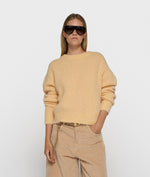 Lade das Bild in den Galerie-Viewer, hairy knit sweater
