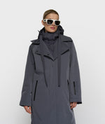 Lade das Bild in den Galerie-Viewer, The Cool Coat
