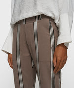 Lade das Bild in den Galerie-Viewer, easy pants stripes
