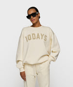Lade das Bild in den Galerie-Viewer, statement sweater
