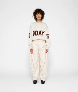statement sweater logo
