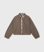 Lade das Bild in den Galerie-Viewer, 10DAYS Cropped Smoking Blouse
