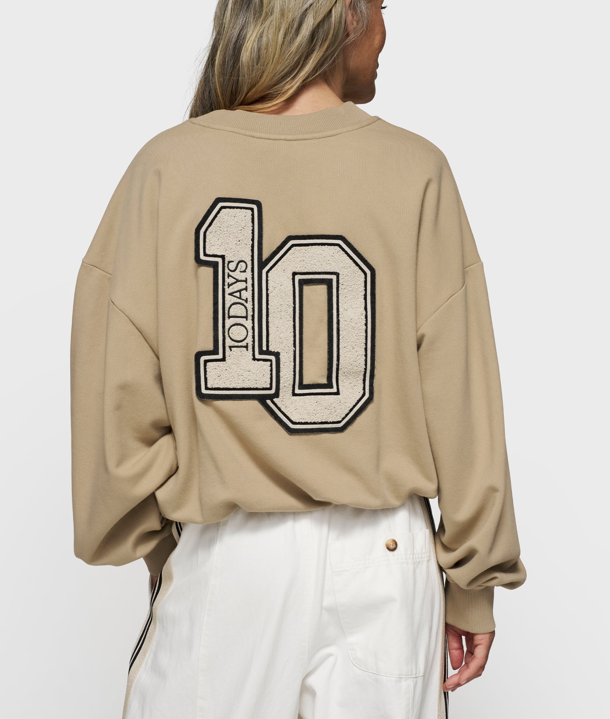 10DAYS Pleated Sweater "10"