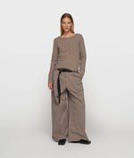 Lade das Bild in den Galerie-Viewer, 10DAYS Easy Logo Sweater
