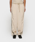 Lade das Bild in den Galerie-Viewer, 10DAYS Wide Tapered Pants Tencel Light Earth
