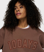 Lade das Bild in den Galerie-Viewer, 10DAYS Statement Sweater Truffle

