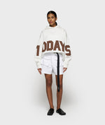 Lade das Bild in den Galerie-Viewer, 10DAYS Statement Logo Hoodie Ecru
