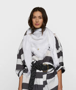 Lade das Bild in den Galerie-Viewer, scarf love on top
