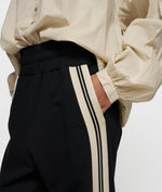 Lade das Bild in den Galerie-Viewer, 10DAYS Ballet Jogger Tape Schwarz
