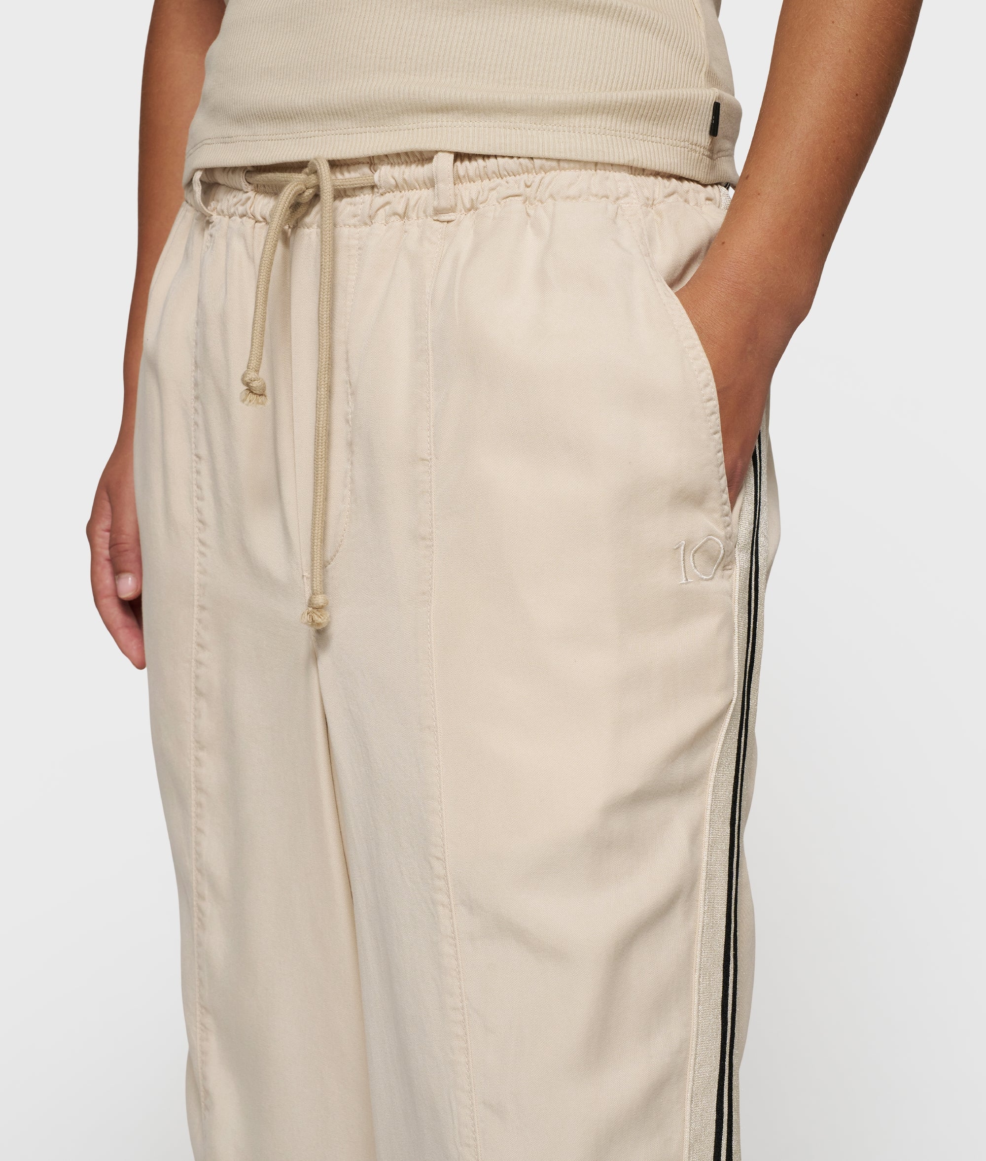 10DAYS Wide Tapered Pants Tencel Light Earth