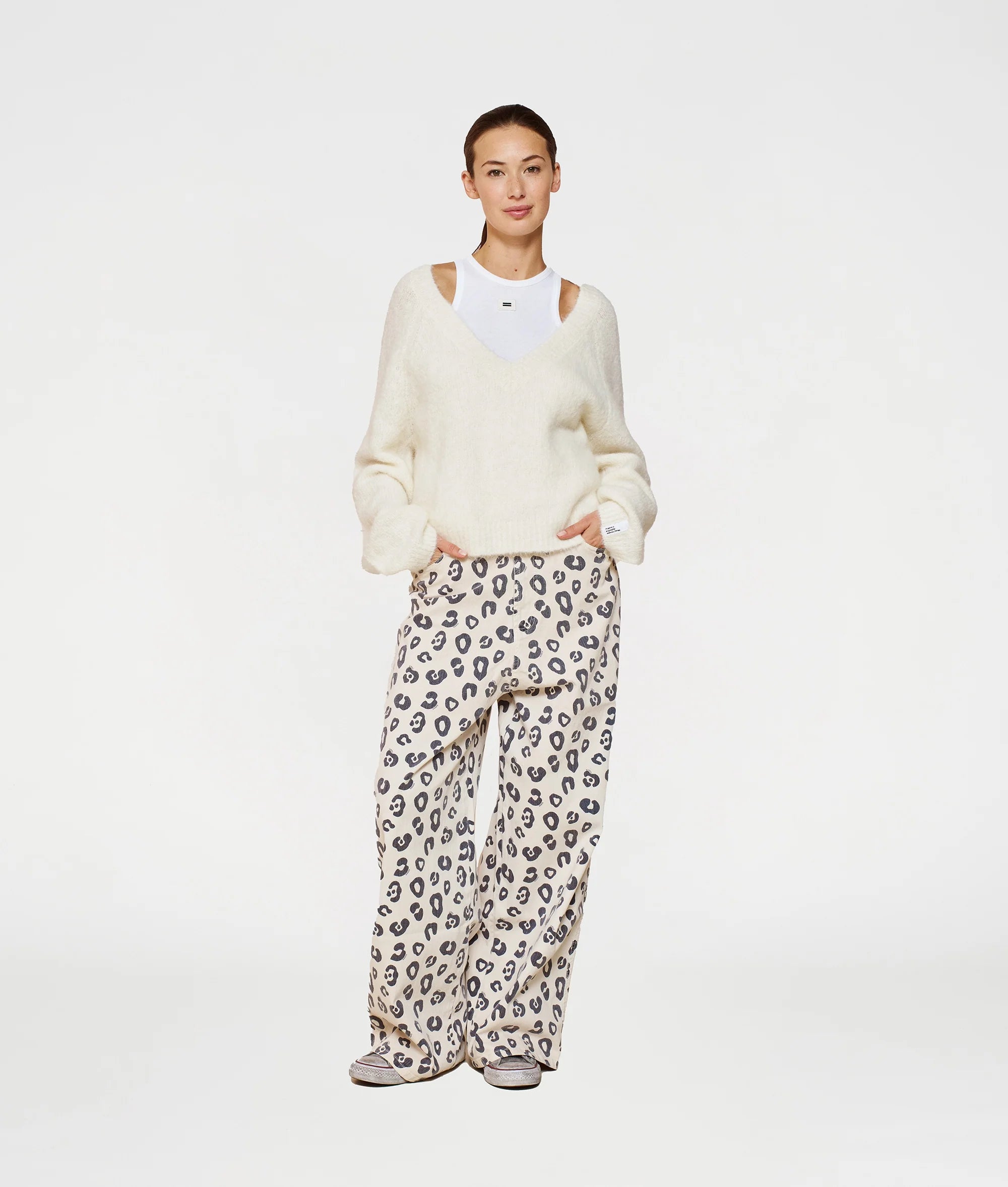 10DAYS - cropped v-neck sweater knit