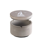 Lade das Bild in den Galerie-Viewer, Beton Aschenbecher
