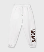 Lade das Bild in den Galerie-Viewer, 10DAYS Bar Jogger Fleece Ecru
