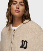 Lade das Bild in den Galerie-Viewer, 10DAYS Soft Baseball Knit Cardigan Earth
