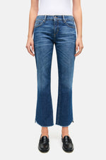 Lade das Bild in den Galerie-Viewer, CAMBIO Flared-fit Cropped Jeans FENJA

