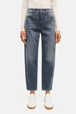 Lade das Bild in den Galerie-Viewer, CAMBIO O-Shape Cropped Jeans ELIN
